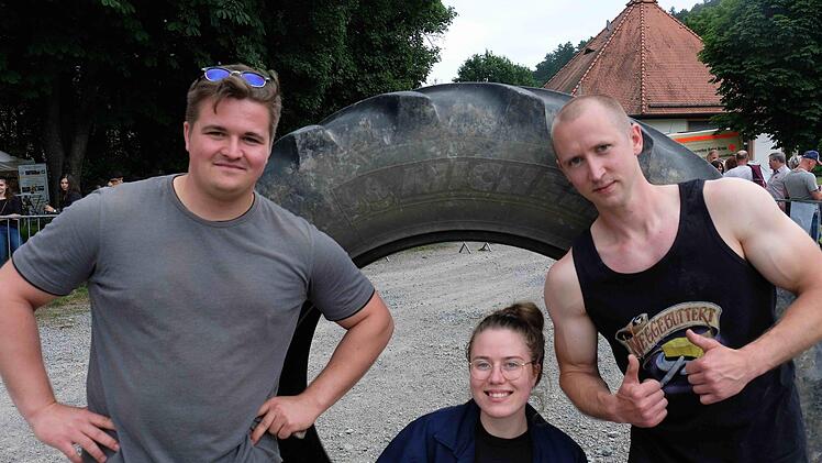 Justus Kamp, Johanna Scholz und Bernd Giese waren die Veranstalter des Rhönkraft-Wettbewerbs. Foto: Gerd Schaar