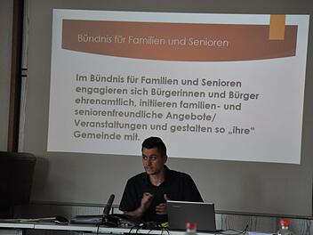 Thomas Zettelmeier managt das B&uuml;ndnis f&uuml;r Familien und Senioren in Knetzgau. Am Montagabend referierte er dar&uuml;ber w&auml;hrend der Gemeinderatssitzung. Martin Schweiger