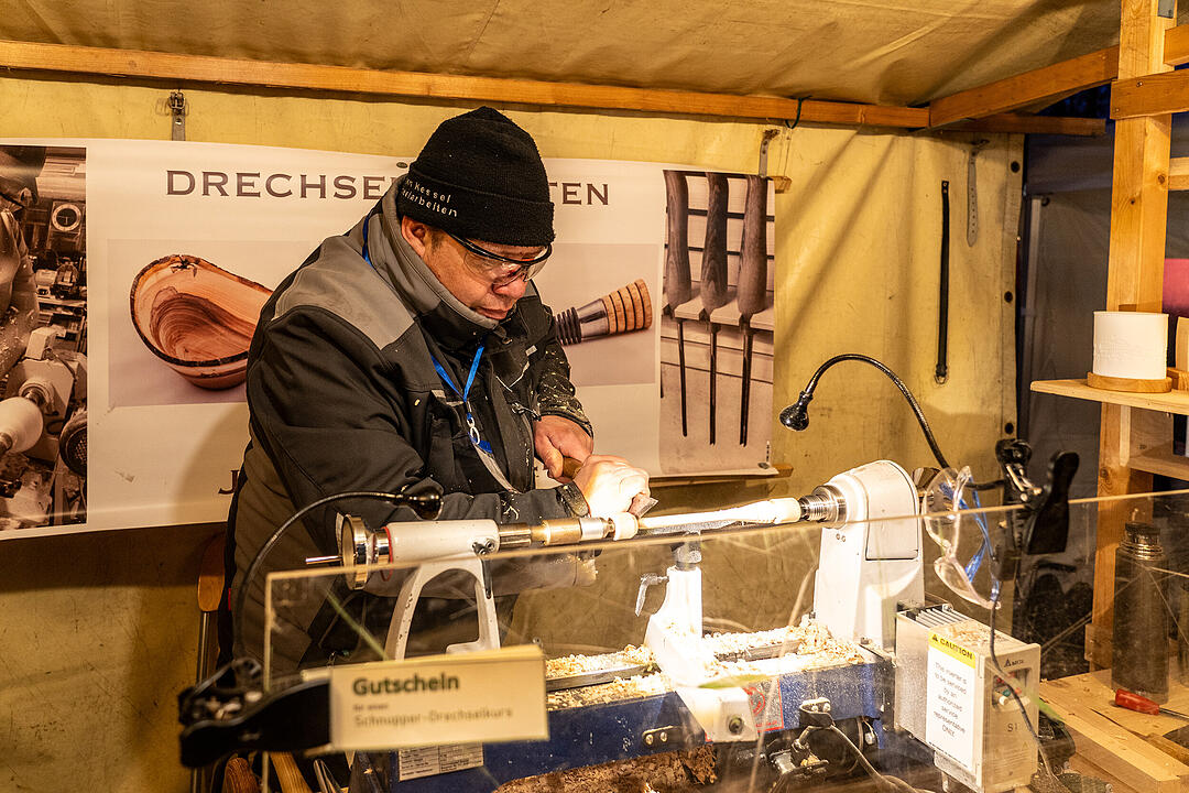 Der wunderschöne Weihnachtsmarkt ist ein Erlebnis für die ganze Familie!