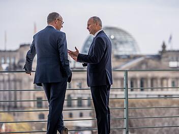 Bundeskanzler Merz empf&auml;ngt den irischen Regierungschef