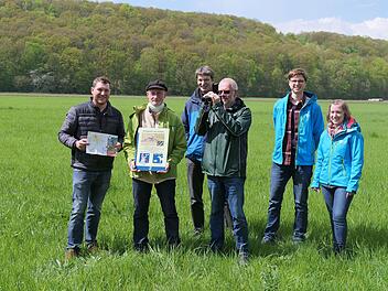 Landratsamt Coburg besorgt um Wiesenbrüter Bestände