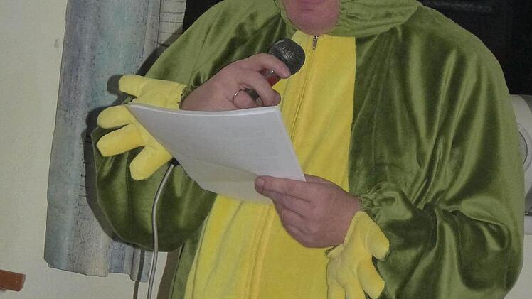 Als "wildes Tier" stieg Dr. Otto Ehrler in die Bütt und sorgte beim Publikum für gute Stimmung.