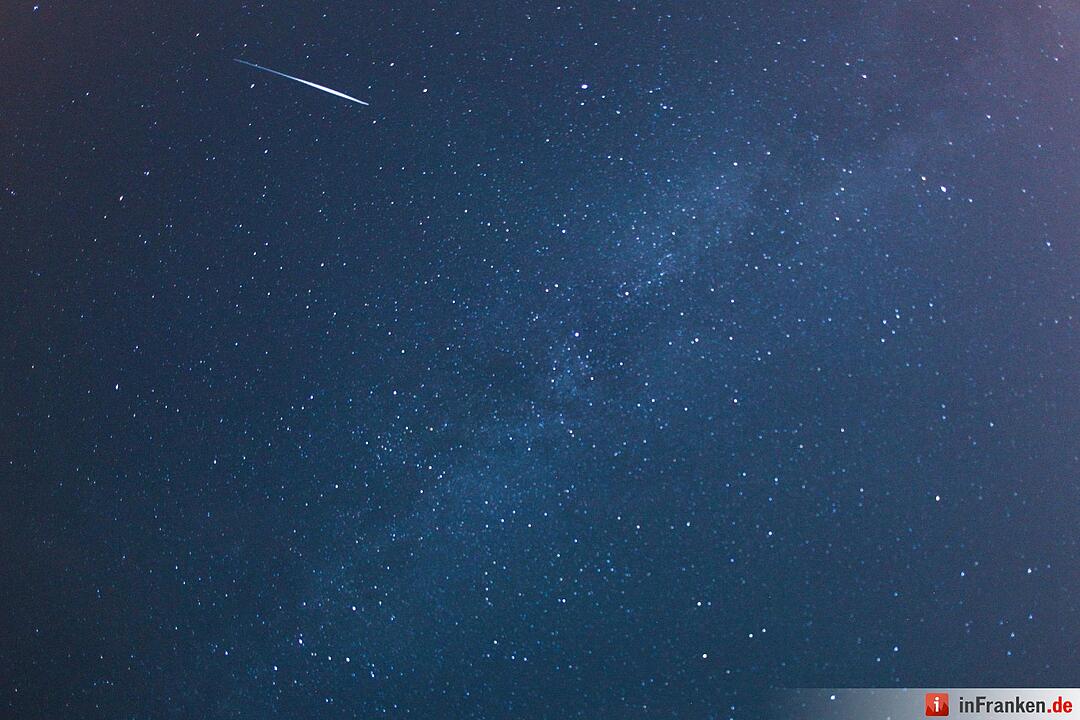 Sternschnuppen-Regen ueber Franken