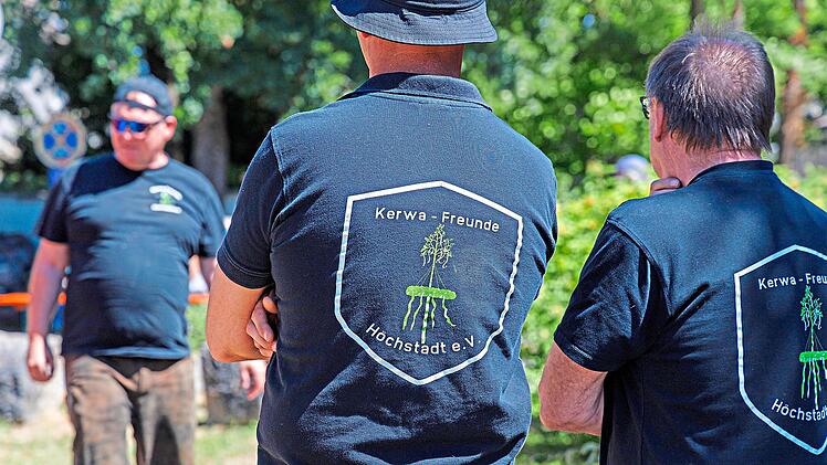 Die Kerwa-Freunde k&uuml;mmerten sich um einen reibungslosen Ablauf.