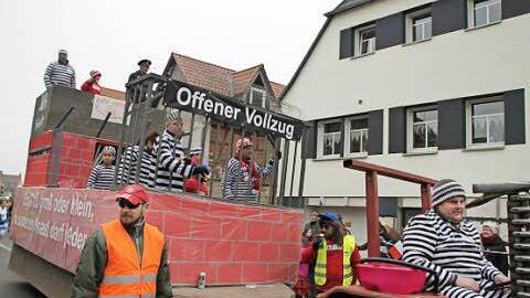 Die Bude Fridritt mit Justizvollzugsanstalt  Foto: Thomas Malz