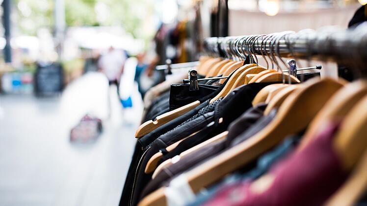 Insolvente Modekette Hallhuber schließt alle Filialen im Oktober - auch fränkische Geschäfte betroffen
