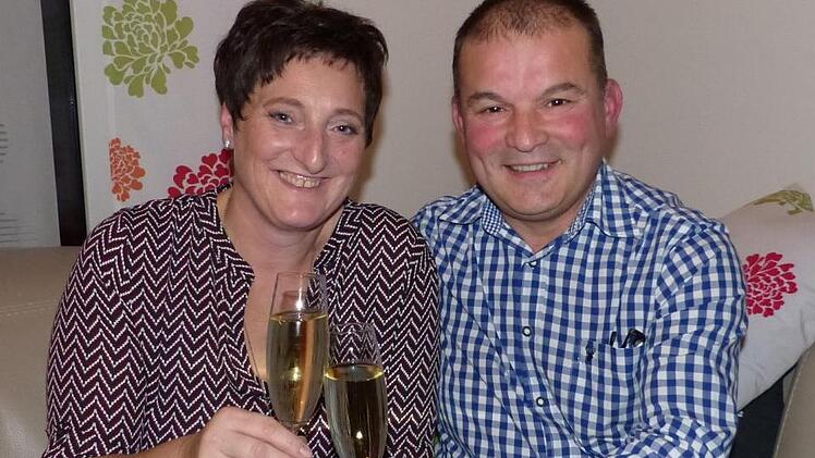 Das Stadtsteinacher Prinzenpaar: Ihre Lieblichkeit Yvonne I. und seine Tollität Georg III. regieren bis zum Faschingsdienstag. Foto: Klaus-Peter Wulf