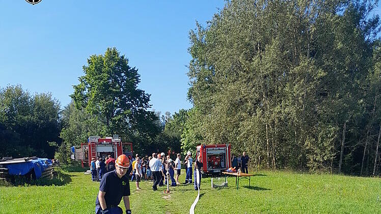 Landkreis Bamberg: Über 100 Feuerwehranwärter auf Zeltlager - Gemeinschaft gestärkt