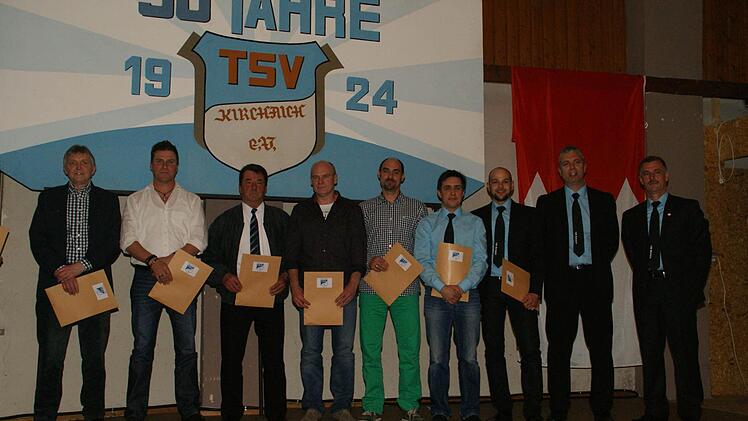 Seit 30 Jahren sind diese Männer TSV-Mitglieder.