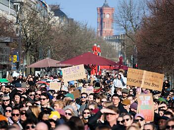 Demonstration gegen sexualisierte digitale Gewalt