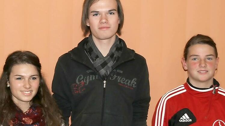 Die erfolgreichen Leichtathleten (v. l.)  Lisa Ebert, Andreas Glöckner und Babinja Wirth. Fotos: Karl-Heinz Frank