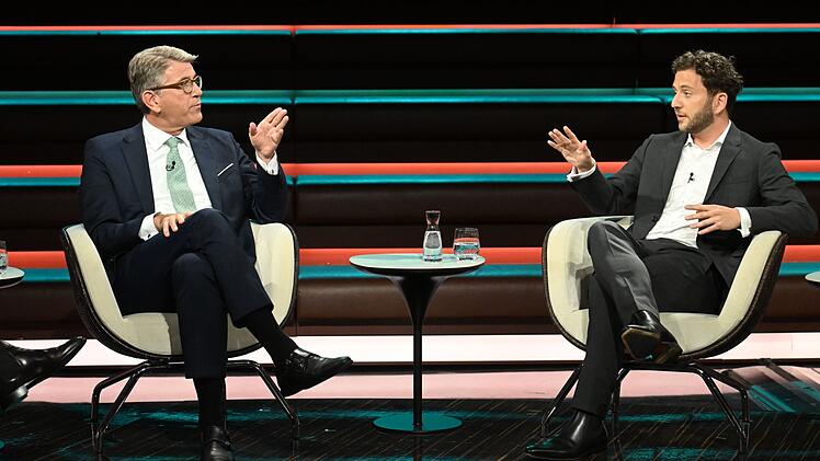 Von Einigkeit waren Wolfram Weimer (links) und Grünen-Chef Felix Banaszak bei "Markus Lanz" weit entfernt.