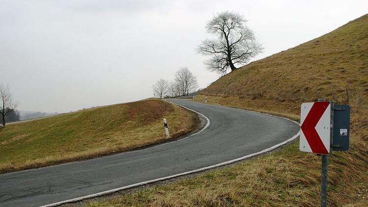 Während mit dem Kläranlagenumbau und der Rathaussanierung noch zwei Großprojekte laufen, werden bereits andere Maßnahmen in Rauhenebrach geplant, so etwa der Ausbau der kurvigen Verbindungsstraße zwischen Untersteinbach und Koppenwind.Sabine Weinbeer