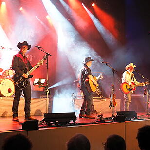 Das neue Studioalbum von Truck Stop heißt „Freiheit Pur“.