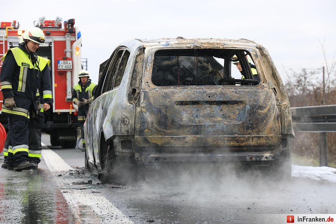 Pkw-Brand auf A70 bei Eltmann