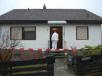 So akribisch, wie damals die Ermittler im Haus von Wolfgang R. nach Spuren suchten, so akribisch wird jetzt auch im Prozess vorgegangen. Zahlreiche Gutachten werden erstellt und viele Sachverständige werden gehört - ein Urteil fällt vielleicht erst im Dezember. Foto: Oliver Schmidt/CT-Archiv