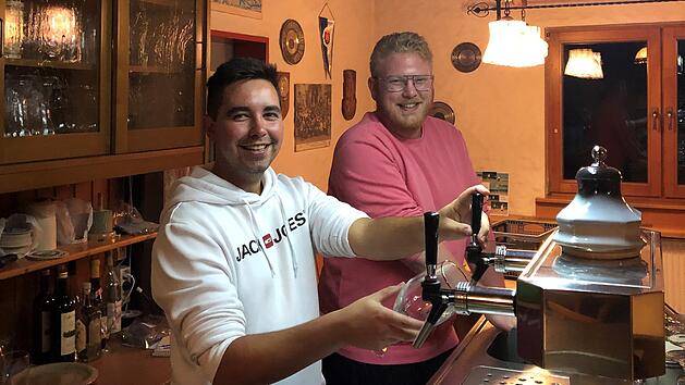 Neustadt: Neue Sportgaststätte TGN-Gelände - "die besten und leckersten Pommes"