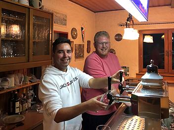 Neustadt: Neue Sportgaststätte TGN-Gelände - "die besten und leckersten Pommes"