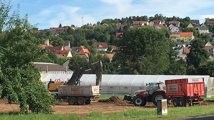 Bereits seit Anfang August wurde der Platz für den Neubau vorbereitet. Foto: Kerstin Väth