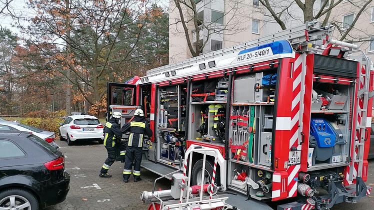 Nürnberg: Brand in Mehrfamilienhaus