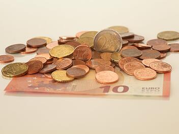 Euro Geld und Scheine