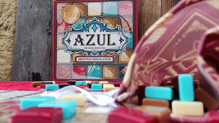 Azul: Meister-Chocolatier: Rezension des Pralinen-Puzzelspiels