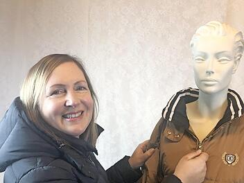 Lions-Pr&auml;sidentin Sandra Englich &ouml;ffnet ab 6. Dezember jeden Tag ein T&uuml;rchen.  Foto: privat