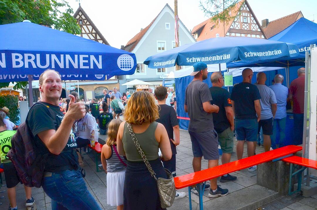Party mit der Band "CAVELAND"
