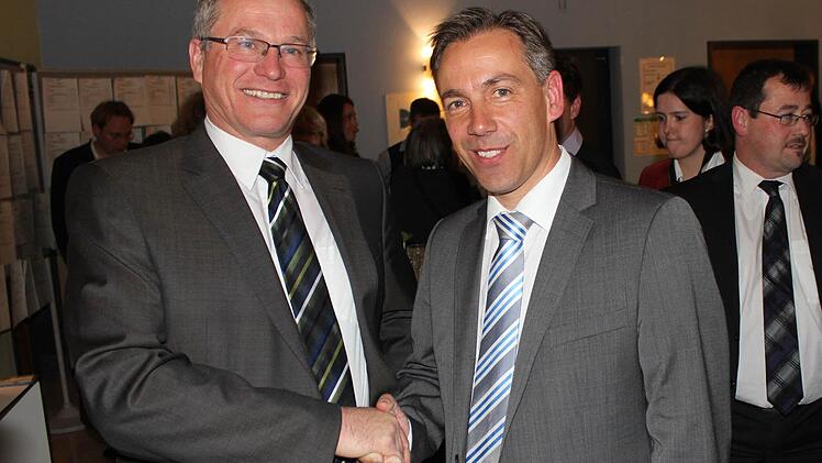 Martin Oberle (links) und Alexander Tritthart bewerben sich am Sonntag in der Stichwahl um das Amt des Landrats in Erlangen-Höchstadt. Foto: Andreas Dorsch