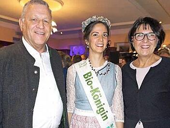 Ursula und Joachim Dorweiler freuten sich über den Besuch der Bayeri-schen Bio-Königin Carina I.. Foto: Richard Sänger