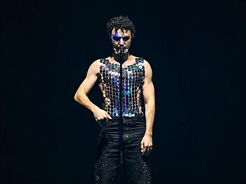 &Ouml;sterreichs ESC-Kandidat Cosm&oacute;