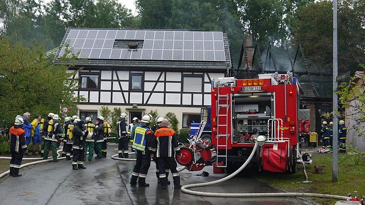 189 Einsatzkräfte verschiedener Hilfsdienste waren am frühen Donnerstagmorgen im Einsatz.