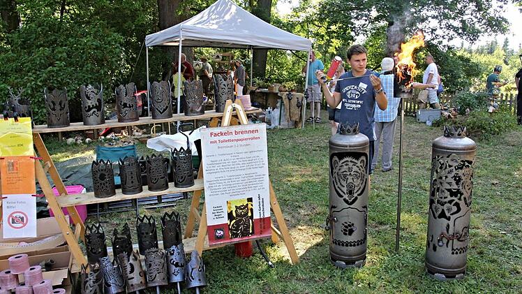 Ein Glasbläser war mit von der Partie.