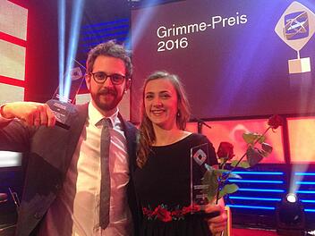 Michael Wende und Andreea Wende erhielten den Grimme-Preis für die ZDF/3sat-Koproduktion "Kunst und Verbechen" in der Kategorie "Publikumspreis der Marler Gruppe" für die Grafik und Animation der Serie.