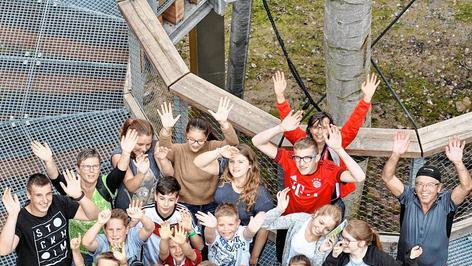 Die Minis radelten zum Baumwipfelpfad