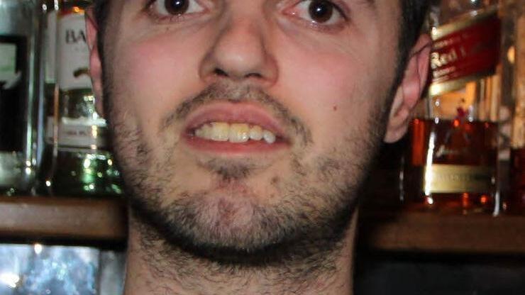 Barkeeper Thomas Noggler ist enttäuscht: "Erst beschweren sich die Leute, dass nichts los ist. Dann macht jemand was auf und niemand geht hin."