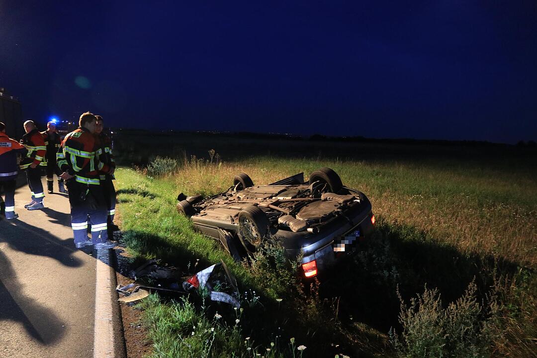 Mit Auto überschlagen: Betrunkener Mann verliert im Landkreis Forchheim die Kontrolle