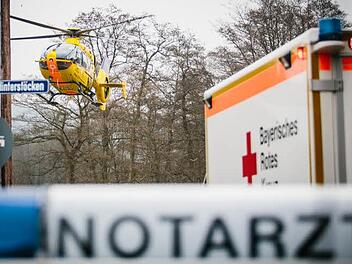 Wer kommt, wenn der Notfall eintritt? Damit beschäftigte sich der BRK-Landesverband in nicht unumstrittener Weise. Foto: Archiv/Hendrik Steffens
