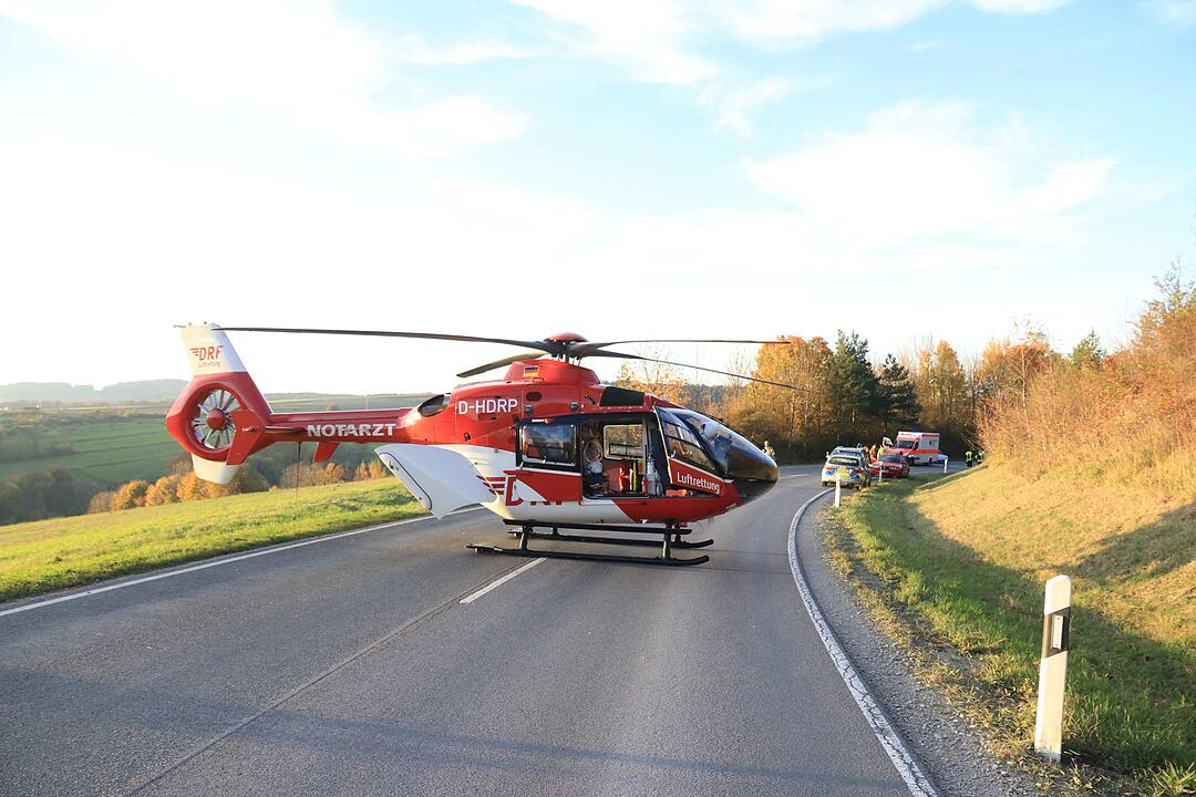 Kollision im Kreis Lichtenfels: Beifahrerin schwebt in Lebensgefahr