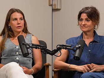 Marlene Lufen (rechts) kann kaum fassen, was ihr Nathalie Sch&ouml;ffmann erz&auml;hlt.