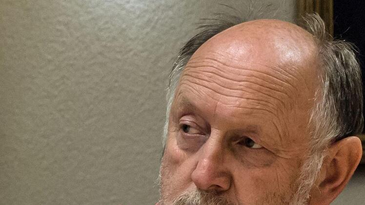 Friedhelm Wölfert, Vorsitzender des Heimatvereins Heldritt, engagiert sich im neu gegründeten Verein Coburger Operettenfreunde.Foto: Jochen Berger