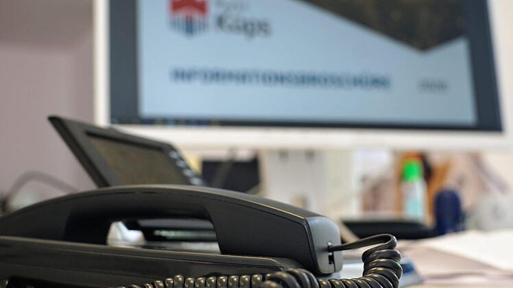 Betrüger haben aus der Informationsbroschüre der Marktgemeinde Küps Inserenten angerufen und sich als Mitarbeiter eines Medienunternehmens ausgegeben. Foto: Bastian Sünkel