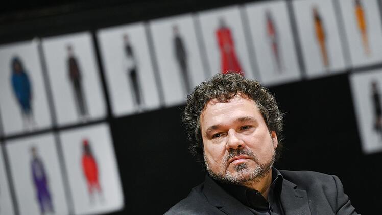 Intendant Joern Hinkel