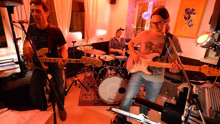 Analog ist nicht nur der Bandname, sondern ein Selbstverständnis, meinten die Musiker aus Gößweinstein. Fotos: Ronald Rinklef