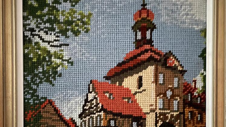 Kreis Bamberg: 89-Jährige hilft mit ihrem Hobby Kindern in Not - "macht mir Spaß"
