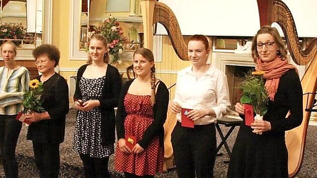 Viele Sch&uuml;ler des Musikinstituts git.art.M Forchheim, Musikerinnen und Musiker nahmen das Publikum mit auf eine Reise durch die musikalische Welt. Fotos: privat