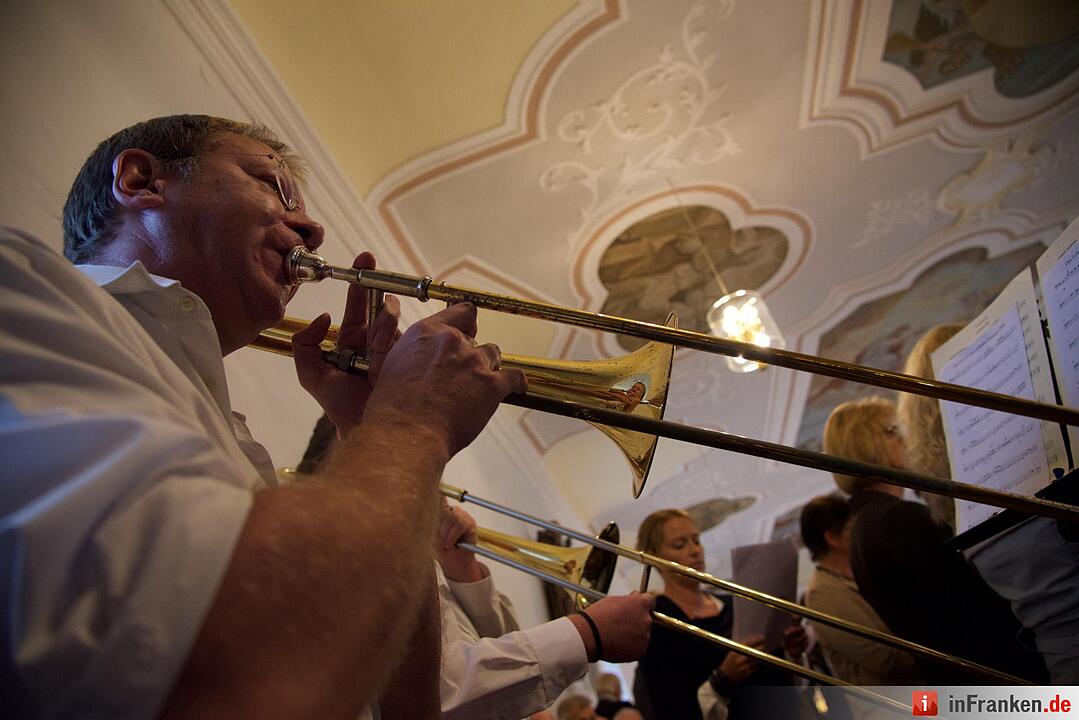 Nach einjähriger Kirchensanierung: Hannberg feiert die Wiedereröffnung der Wehrkirche der Pfarrei Geburt Mariens Hannberg