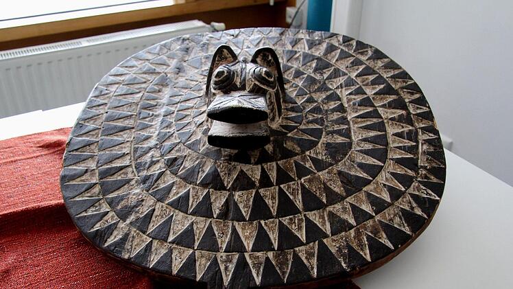 Sonnenmaske aus Burkina Faso  Foto: Richard Sänger