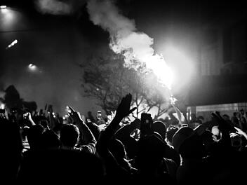 Konzert, Stra&szlig;e, aggressiv, dunkel, Feier