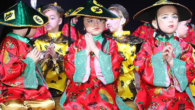 Die Kostüme der Kleinsten waren einfach zauberhaft